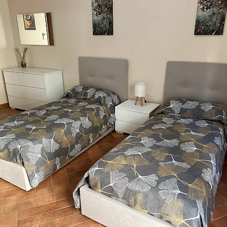Casa D'amuri Nyaraló